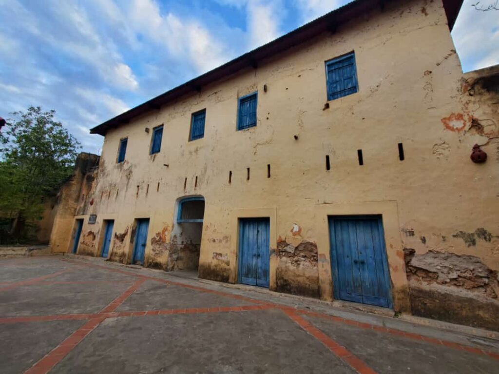 zanzibar-prison-island