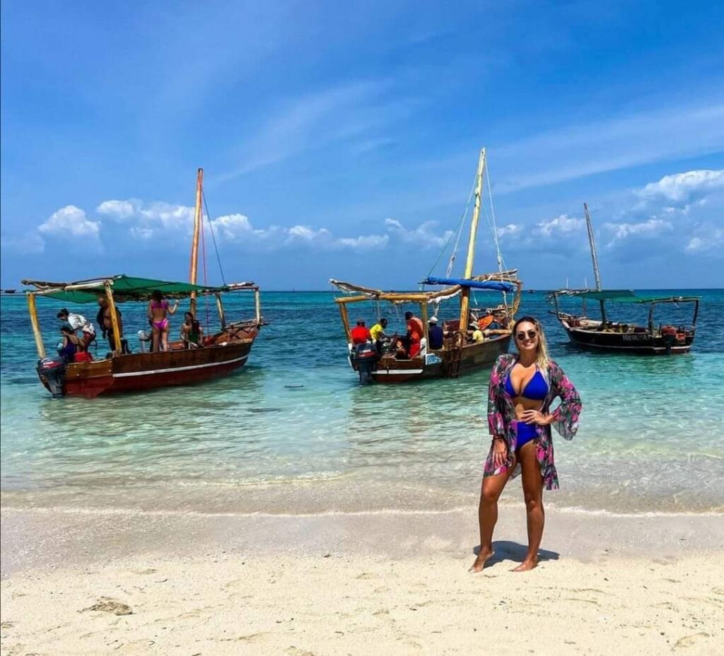 zanzibar-safari-blue